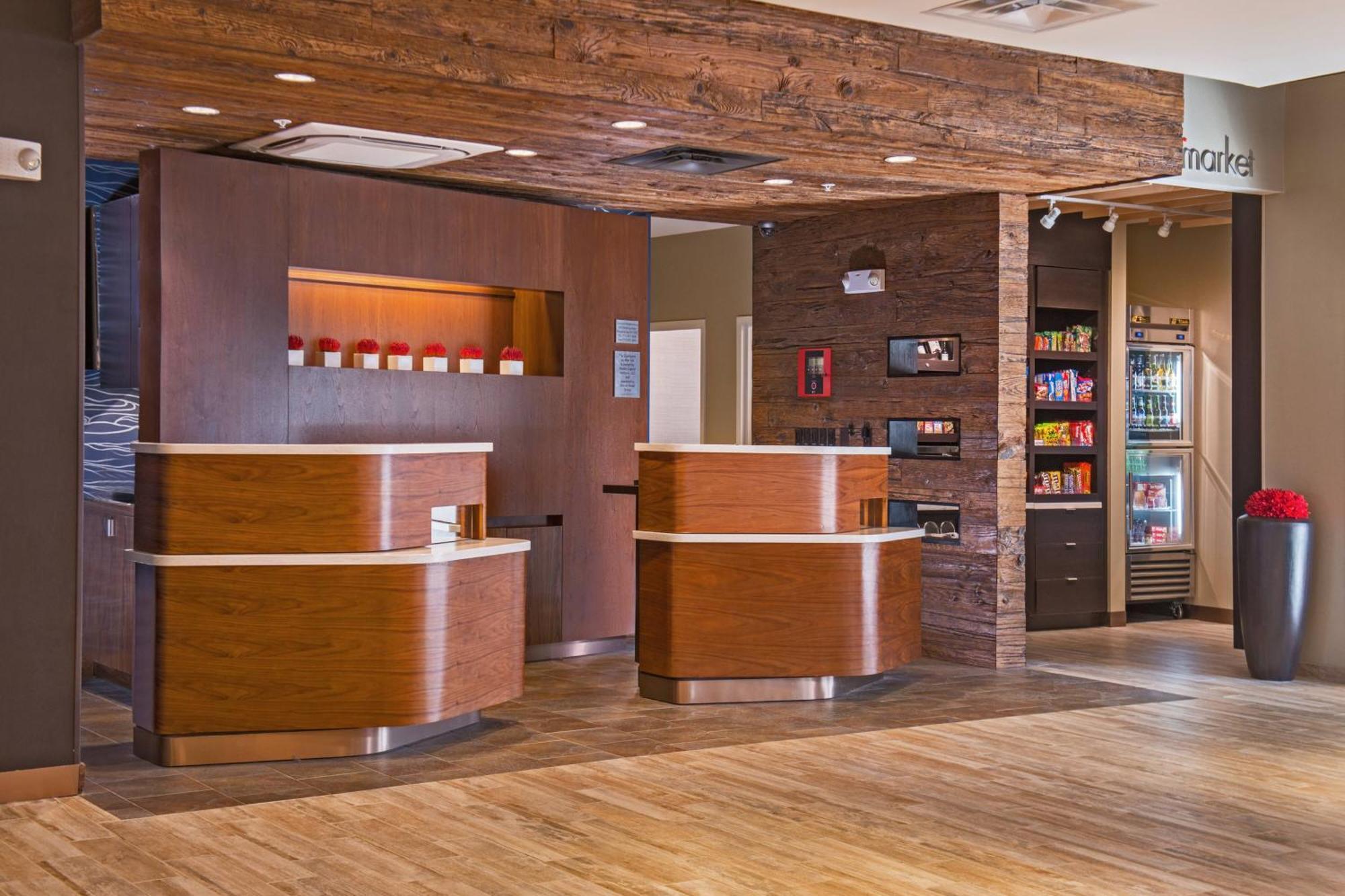 Courtyard By Marriott Shippensburg Otel Dış mekan fotoğraf