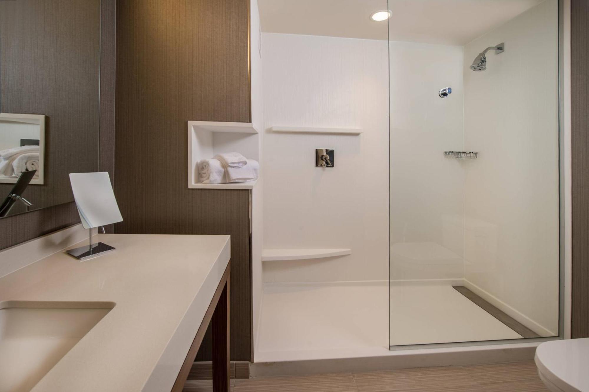 Courtyard By Marriott Shippensburg Otel Dış mekan fotoğraf
