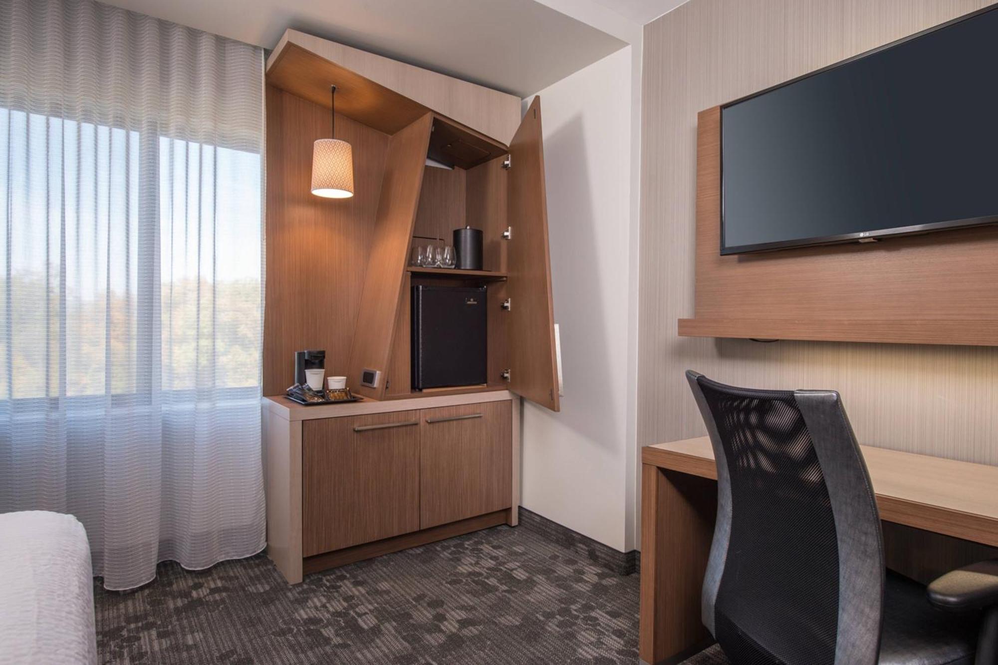 Courtyard By Marriott Shippensburg Otel Dış mekan fotoğraf